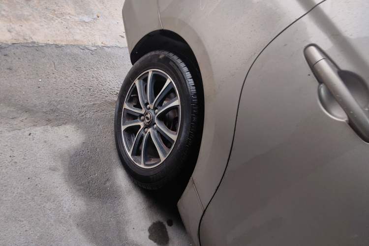 Used FORTHING S500 2016 1.6L CVT Luxury Model Right Rear Wheel Hub