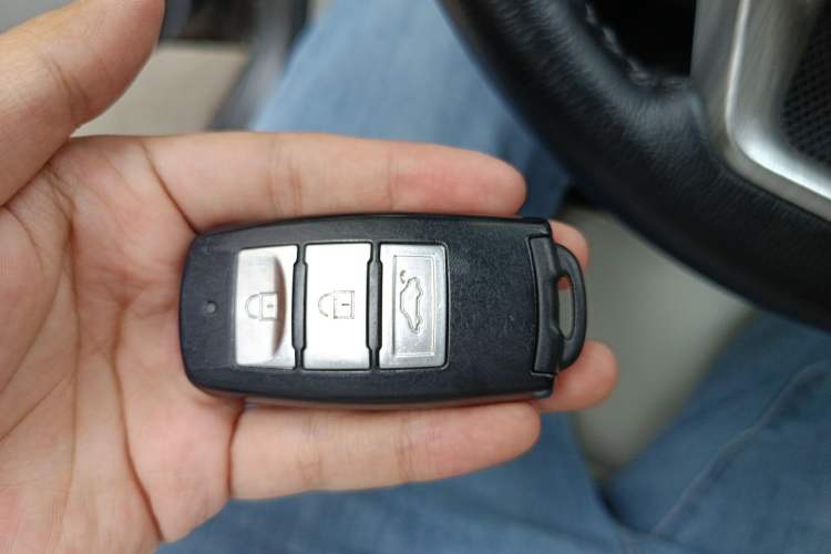 Used FORTHING S500 2016 1.6L Manual Luxury Model Vehicle Key