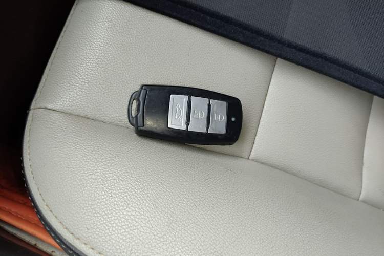 Used FORTHING S500 2016 1.6L CVT Deluxe Model Vehicle Key
