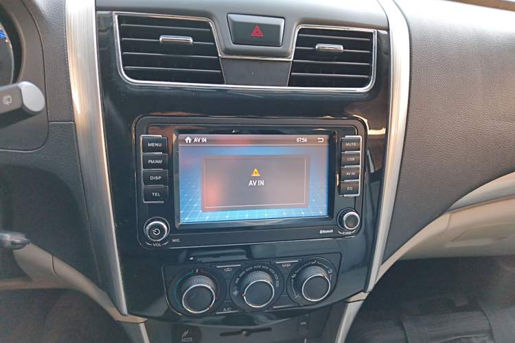 Used FORTHING S500 2016 1.6L CVT Luxury Model Audio And AC Panel