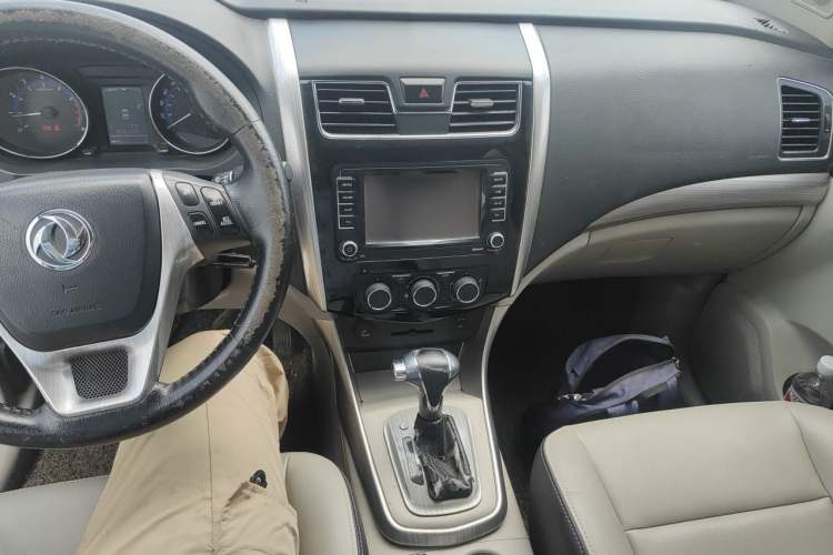 Used FORTHING S500 2016 1.6L CVT Luxury Model Audio And AC Panel