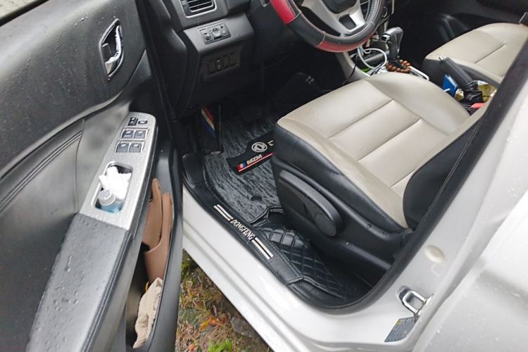 Used FORTHING S500 2016 1.6L CVT Deluxe Model Driver Seat