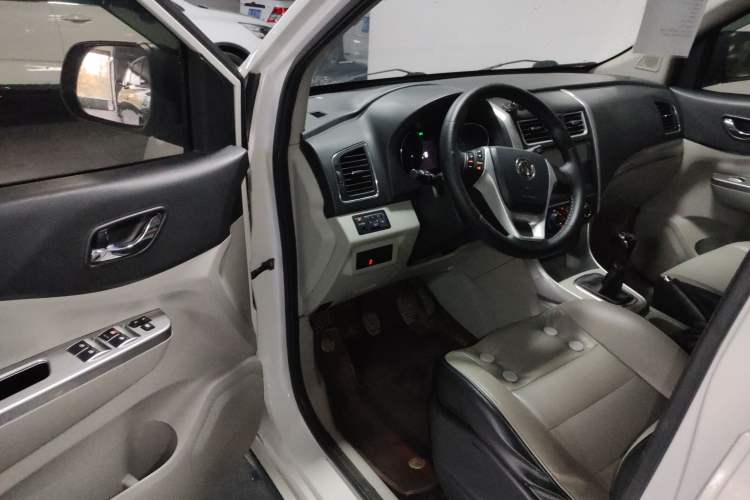 Used FORTHING S500 2016 1.5L Manual Luxury Model Driver Seat