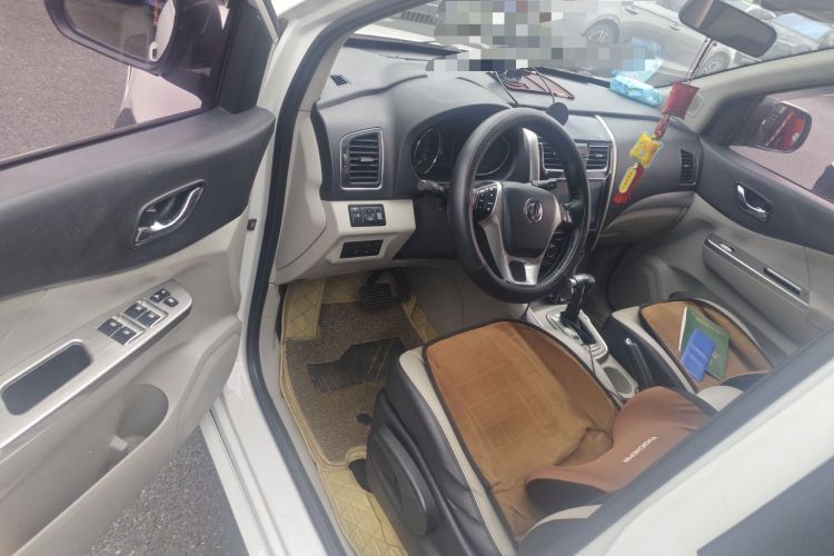 Used FORTHING S500 2016 1.6L CVT Luxury Edition Driver Seat
