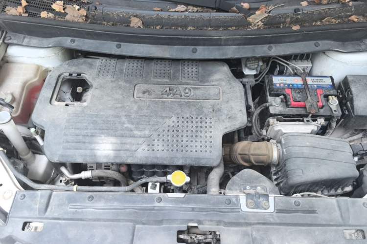 Used FORTHING S500 2016 1.6L CVT Deluxe Model Engine Bay