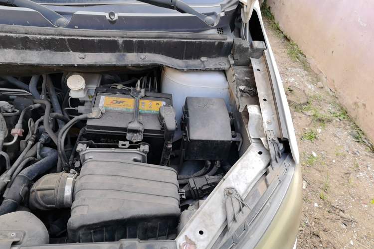 Used FORTHING S500 2016 1.5L Manual Comfort Model Engine Bay Left