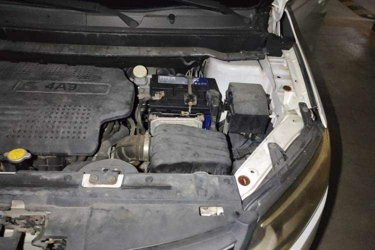Used FORTHING S500 2016 1.5L Manual Comfort Model Engine Bay Left
