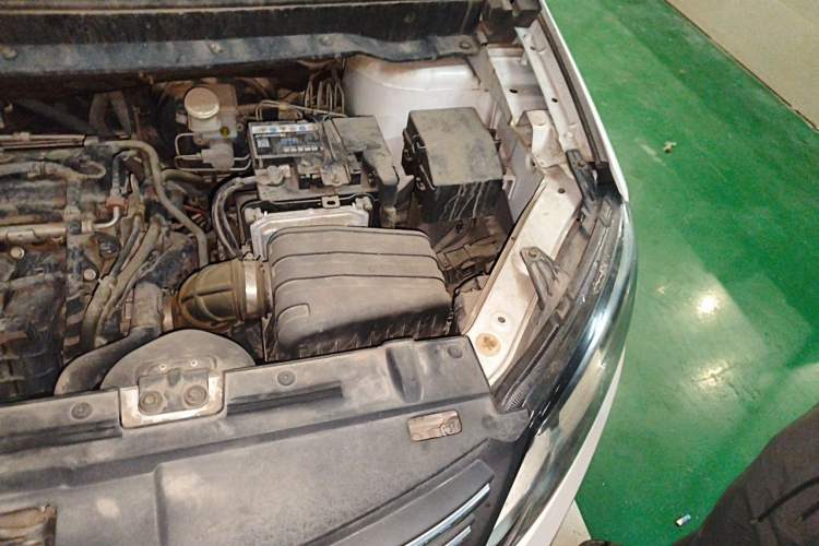 Used FORTHING S500 2016 1.5L Manual Comfort Model Engine Bay Left