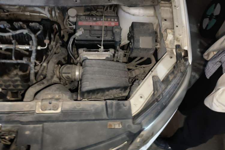 Used FORTHING S500 2016 1.5L Manual Luxury Version II Engine Bay Left