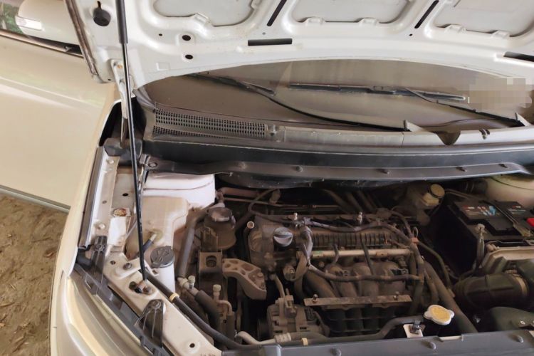 Used FORTHING S500 2016 1.5L Manual Luxury Model Engine Bay Right