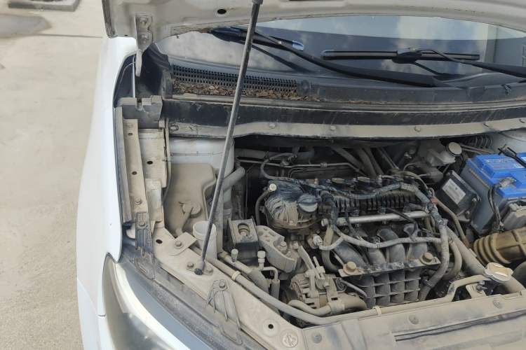 Used FORTHING S500 2016 1.6L CVT Luxury Model Engine Bay Right