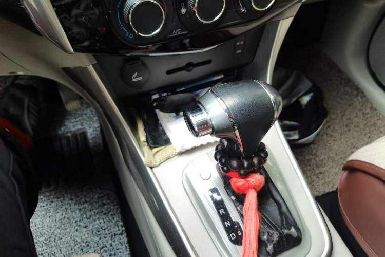 Used FORTHING S500 2016 1.6L CVT Deluxe Model Gear Lever