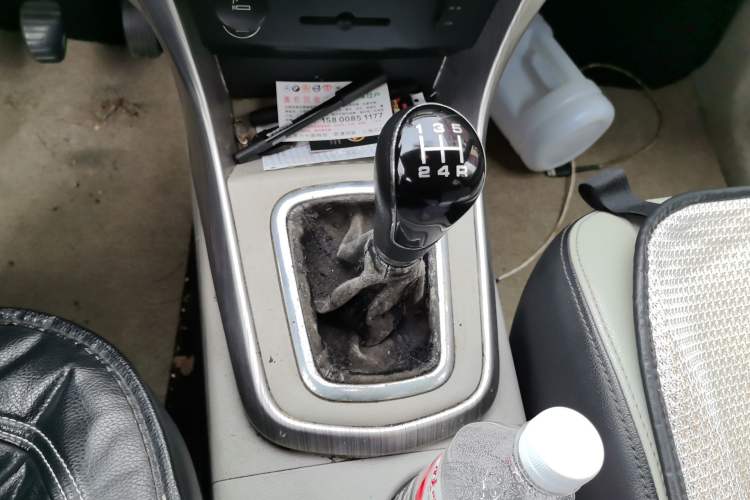 Used FORTHING S500 2016 1.6L Manual Luxury Model Gear Lever