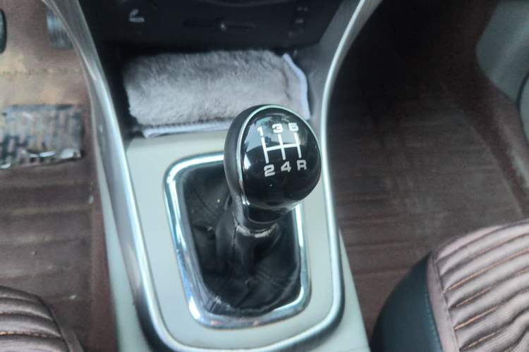 Used FORTHING S500 2016 1.5L Manual Luxury Model Gear Lever