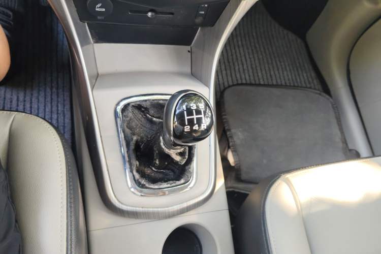 Used FORTHING S500 2016 1.5L Manual Luxury Version II Gear Lever