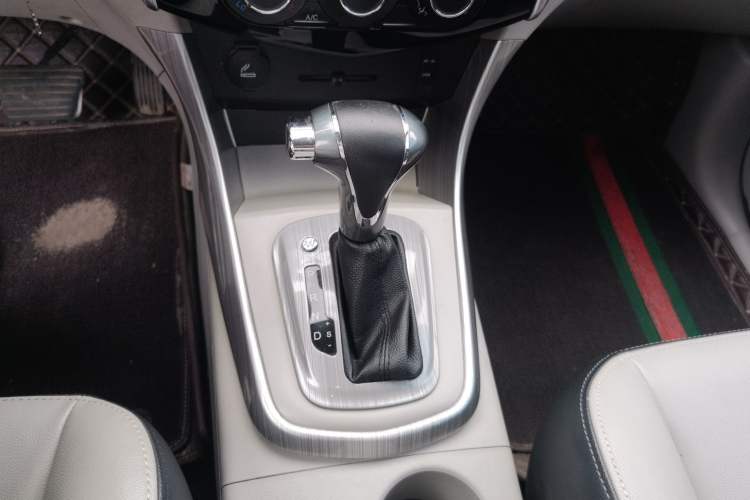 Used FORTHING S500 2016 1.6L CVT Luxury Model Gear Lever