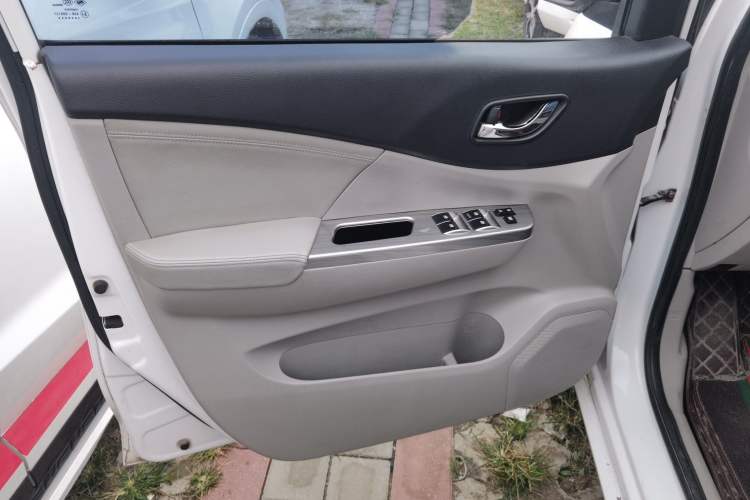 Used FORTHING S500 2016 1.6L CVT Luxury Model Left Front Door Interior