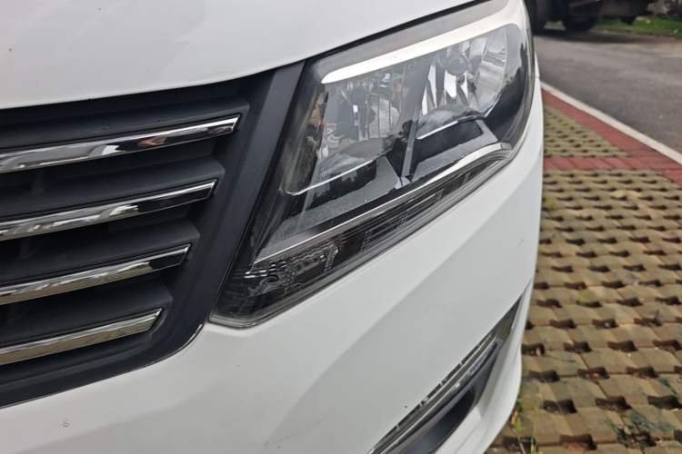 Used FORTHING S500 2016 1.5L Manual Comfort Model Left Front Headlight
