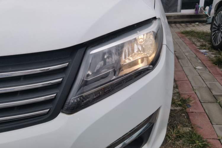 Used FORTHING S500 2016 1.6L CVT Luxury Model Left Front Headlight