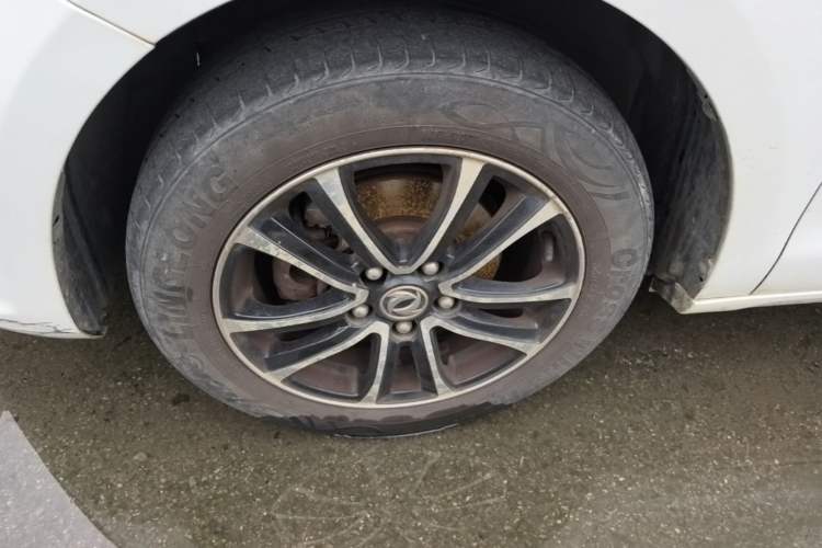 Used FORTHING S500 2016 1.5L Manual Comfort Model Left Front Wheel Hub