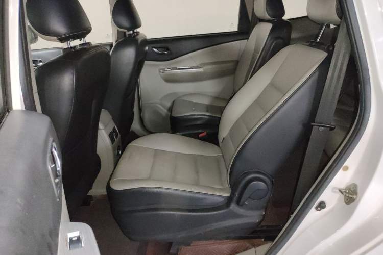 Used FORTHING S500 2016 1.5L Manual Luxury Model Left Rear Seat