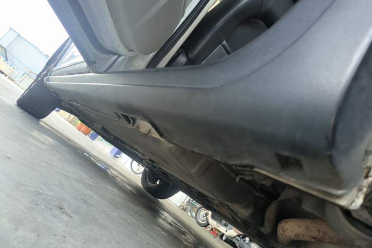Used FORTHING S500 2016 1.6L CVT Deluxe Model Left Side Sill