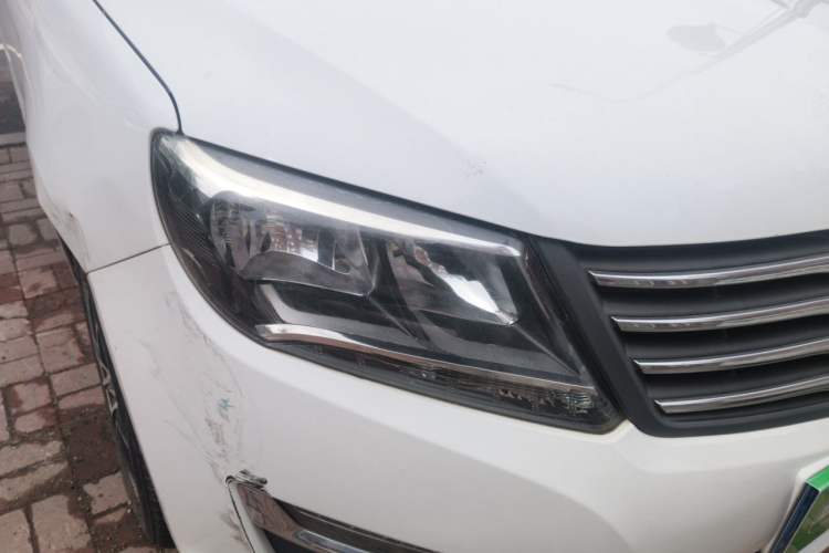 Used FORTHING S500 2016 1.5L Manual Luxury Model Right Front Headlight