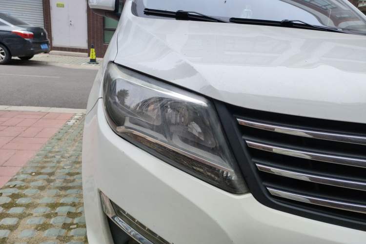 Used FORTHING S500 2016 1.6L Manual Luxury Model Right Front Headlight