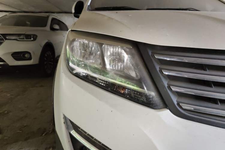 Used FORTHING S500 2016 1.5L Manual Luxury Model Right Front Headlight
