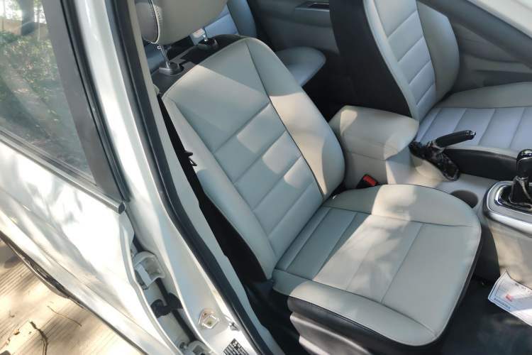 Used FORTHING S500 2016 1.5L Manual Luxury Version II Right Front Seat
