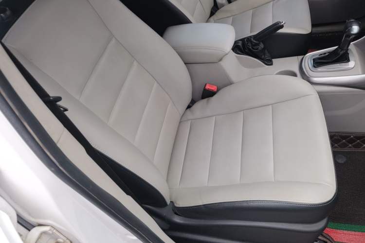 Used FORTHING S500 2016 1.6L CVT Luxury Model Right Front Seat