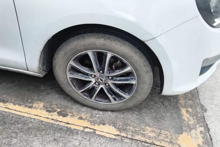 Used FORTHING S500 2016 1.5L Manual Luxury Model Right Front Wheel Hub