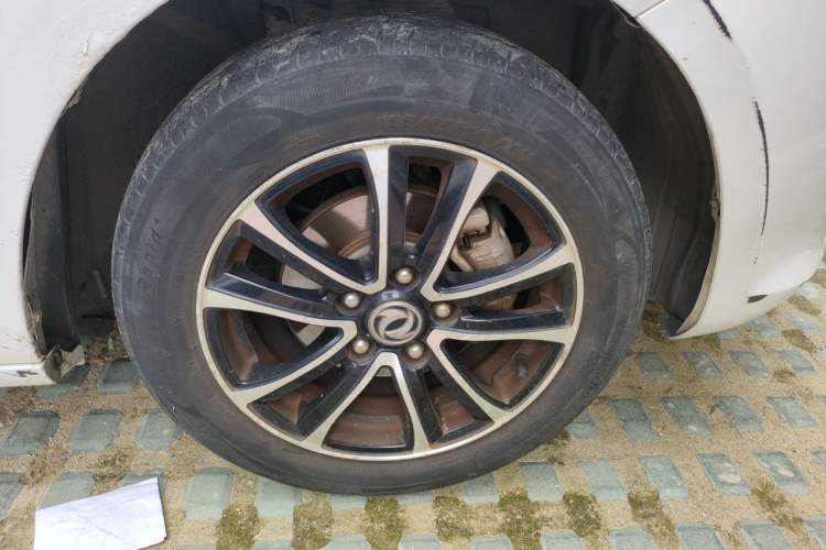 Used FORTHING S500 2016 1.6L Manual Luxury Model Right Front Wheel Hub