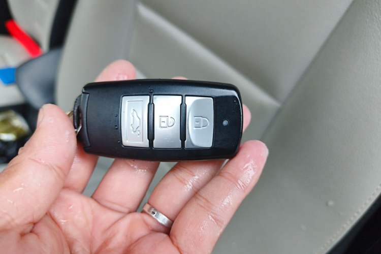 Used FORTHING S500 2016 1.6L CVT Deluxe Model Vehicle Key