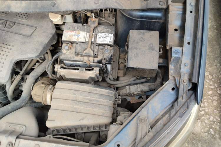 Used FORTHING S500 2016 1.5L Manual Comfort Model Engine Bay Left
