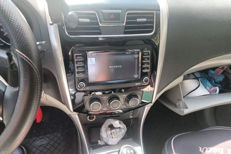Used FORTHING S500 2017 1.5L Manual Luxury Model Audio And AC Panel