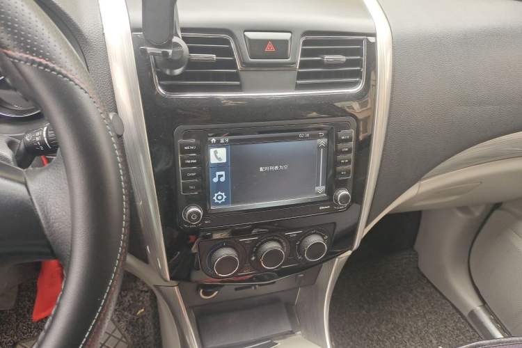 Used FORTHING S500 2017 1.5L Manual Luxury Model Audio And AC Panel