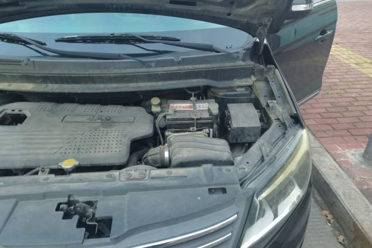 Used FORTHING S500 2017 1.5L Manual Luxury Model Engine Bay Left