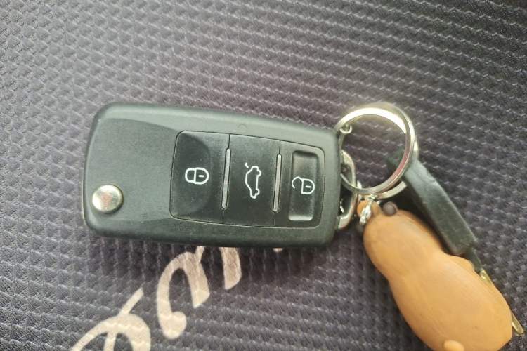 Used FORTHING S500 2017 1.5L Manual Luxury Model Vehicle Key