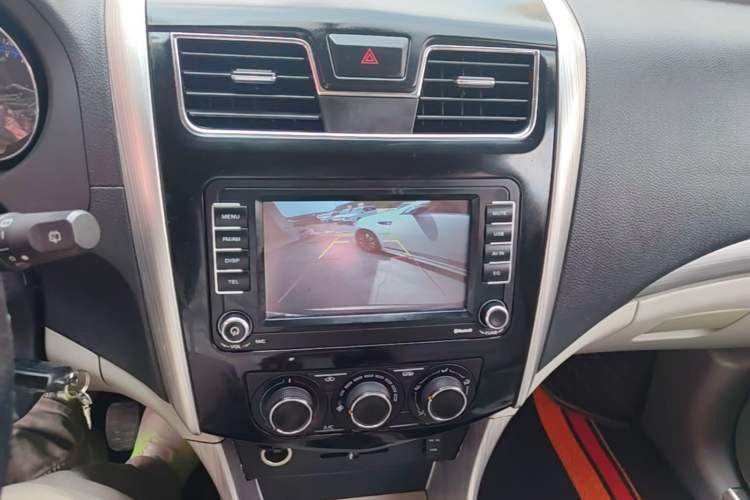 Used FORTHING S500 2017 1.5L Manual Luxury Model Audio And AC Panel