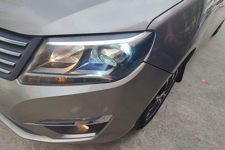 Used FORTHING S500 2017 1.5L Manual Luxury Model Left Front Headlight