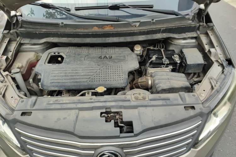 Used FORTHING S500 2017 1.5L Manual Elite Model Engine Bay
