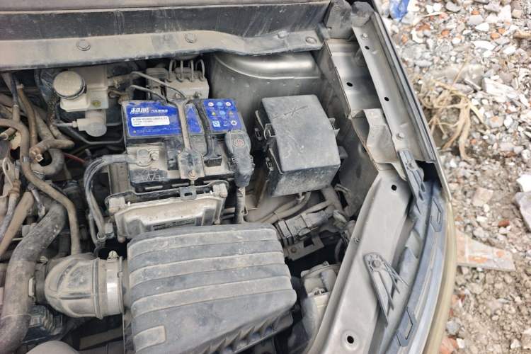 Used FORTHING S500 2017 1.5L Manual Luxury Model Engine Bay Left