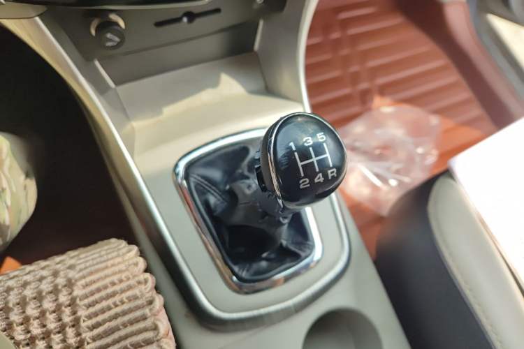 Used FORTHING S500 2017 1.5L Manual Elite Model Gear Lever