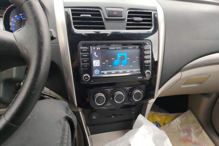 Used FORTHING S500 2017 1.5L Manual Luxury Model Audio And AC Panel