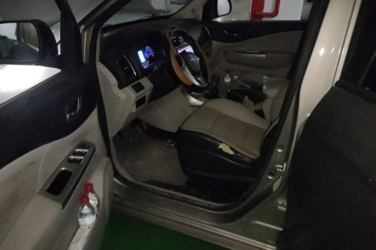 Used FORTHING S500 2017 1.5L Manual Elite Model Driver Seat