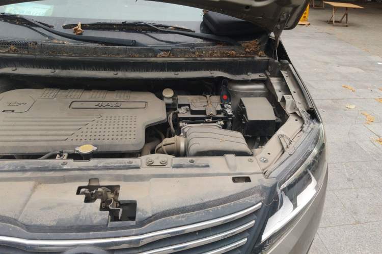 Used FORTHING S500 2017 1.5L Manual Elite Model Engine Bay Left