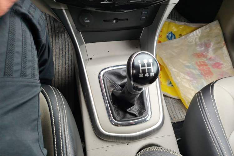 Used FORTHING S500 2017 1.5L Manual Luxury Model Gear Lever