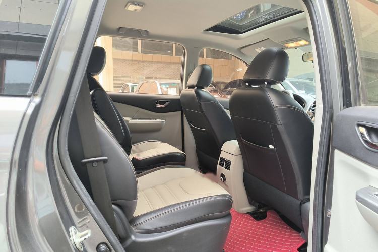 Used FORTHING S500 2017 1.5L Manual Luxury Model Interior 2