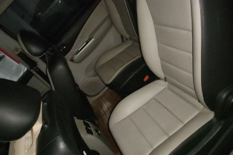 Used FORTHING S500 2017 1.5L Manual Elite Model Left Rear Seat